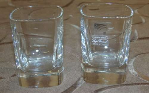 *** JOB LOT *** A FANTASTIC COLLECTION OF TWELVE ASSORTED SHOT/ LIQUEUR GLASSES IN GREAT CONDITION