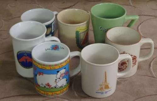 A LOVELY COLLECTION OF SEVEN ASSORTED COFFEE MUGS! STUNNING TO MIX AND MATCH!!