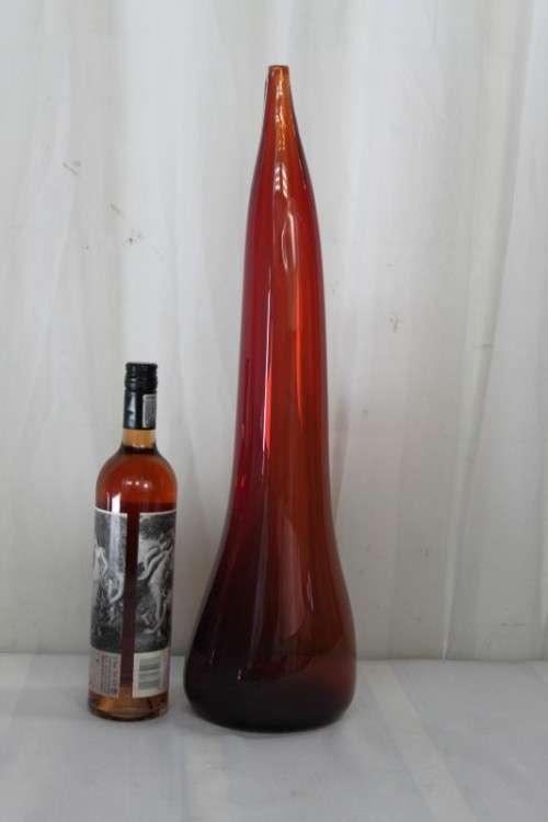 AN INCREDIBLE TALL SIGNED HAND-BLOWN GLASS "CONTEMPORARY ART GLASS" VASE