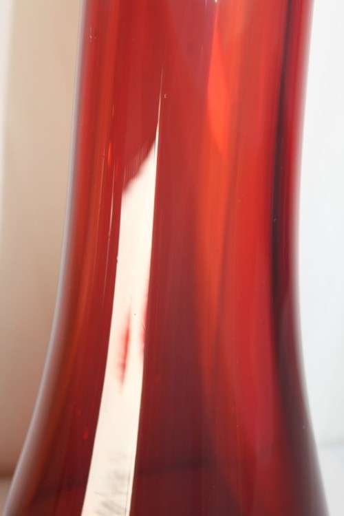 AN INCREDIBLE TALL SIGNED HAND-BLOWN GLASS "CONTEMPORARY ART GLASS" VASE