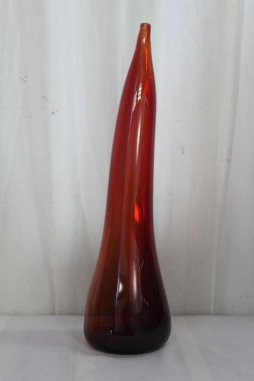 AN INCREDIBLE TALL SIGNED HAND-BLOWN GLASS "CONTEMPORARY ART GLASS" VASE