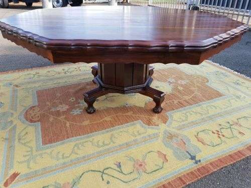 A SUPERB LARGE (3m x 2.1m) MOROCCAN "BERBER" RUG WITH STUNNING COLOURS IN AWESOME CONDITION