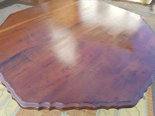 AN EXQUISITE LARGE ANTIQUE SOLID IMBUIA "OCTAGONAL" 8-SEATER (PEDESTAL) BALL AND CLAW DINING TABLE
