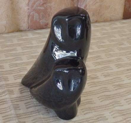 A FANTASTIC ***JOB LOT*** OF THREE ORNAMENTAL FIGURINES INCLUDING A HAND BLOWN GLASS DOLPHIN