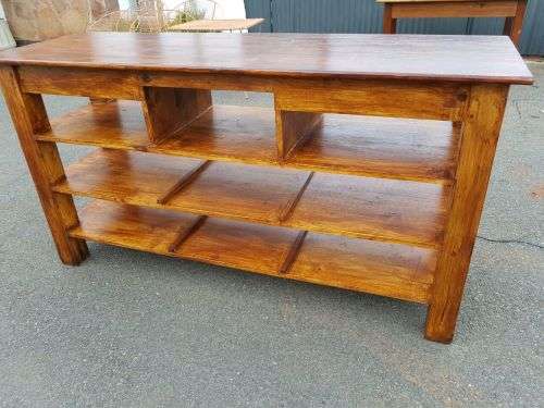 AN EXQUISITE LARGE NATURAL PINE SIDE SERVER/ BUFFET, PERFECT FOR THE PATIO OR LAPA!!!