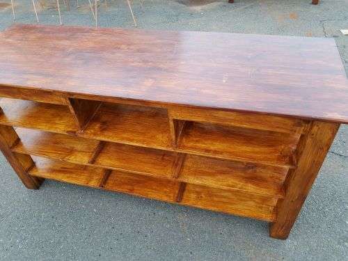 AN EXQUISITE LARGE NATURAL PINE SIDE SERVER/ BUFFET, PERFECT FOR THE PATIO OR LAPA!!!
