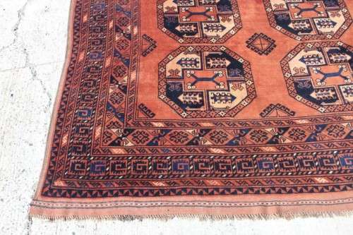 A SUPERB VINTAGE PERSIAN "AFGHAN" CARPET (3.4m x 2.4m) WITH A TRADITIONAL BOKHARA PATTERN & COLOURS
