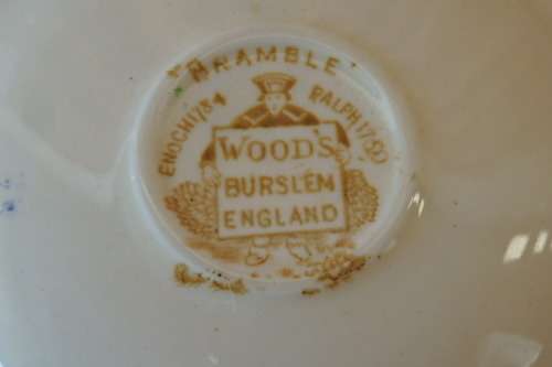 SIX EXQUISITE ASSORTED VINTAGE (c1950's) PORCELAIN DEMITASSE COFFEE CUP DUO's bid/duo