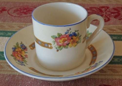 SIX EXQUISITE ASSORTED VINTAGE (c1950's) PORCELAIN DEMITASSE COFFEE CUP DUO's bid/duo