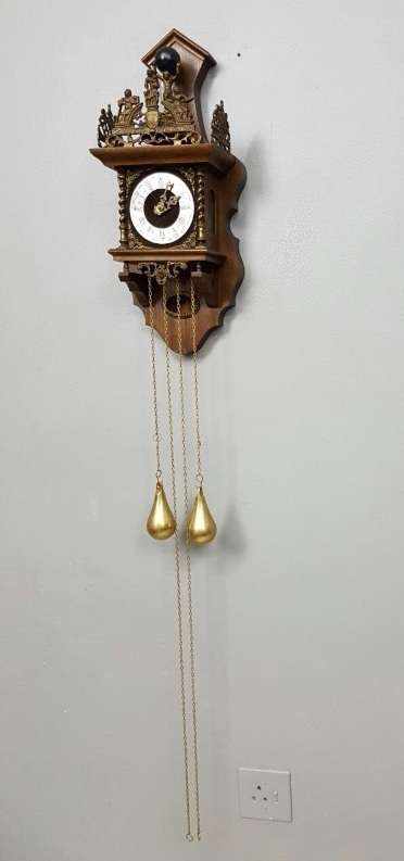 A MAGNIFICENT ZAANDAM ZAANSE (DUTCH) WALL HANGING PENDULUM CLOCK, SERVICED AND WORKING! GORGEOUS!!!