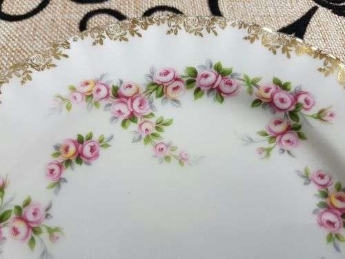 A STUNNING VINTAGE ROYAL ALBERT FINE BONE CHINA "DIMITY ROSE" COLLECTION TRIO IN PRISTINE CONDITION