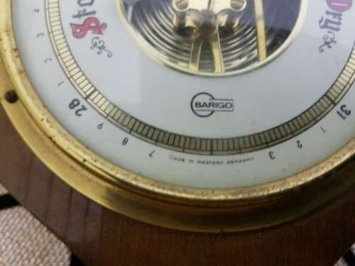 A SUPERB VINTAGE WEST GERMAN MADE "BARIGO" THERMOMETER, HYGROMETER AND THERMOMETER COMBINATION TOWER