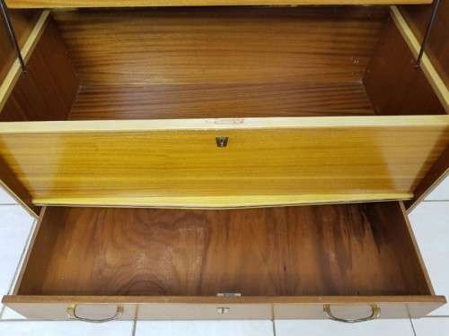 A SUPERB VINTAGE "RETRO" KIST WITH LOADS OF STORAGE SPACE IN WONDERFUL CONDITION