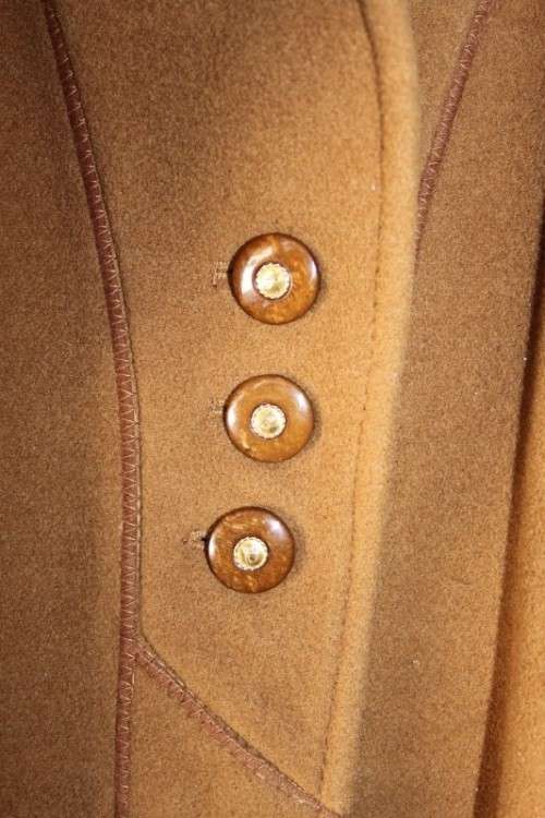 A SPECTACULAR ORIGINAL "BERGHAUS" OF HOLLAND LIMITED EDITION COLLECTION LADIES WOOL & CASHMERE COAT