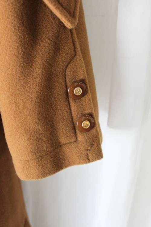 A SPECTACULAR ORIGINAL "BERGHAUS" OF HOLLAND LIMITED EDITION COLLECTION LADIES WOOL & CASHMERE COAT