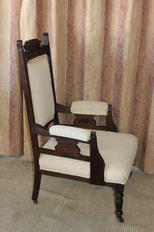 AN INCREDIBLE ANTIQUE (c1900's) HAND CARVED EDWARDIAN GRANDFATHER CHAIR IN REMARKABLE CONDITION