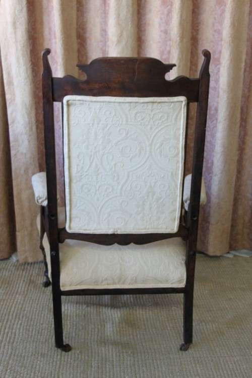 AN INCREDIBLE ANTIQUE (c1900's) HAND CARVED EDWARDIAN GRANDFATHER CHAIR IN REMARKABLE CONDITION