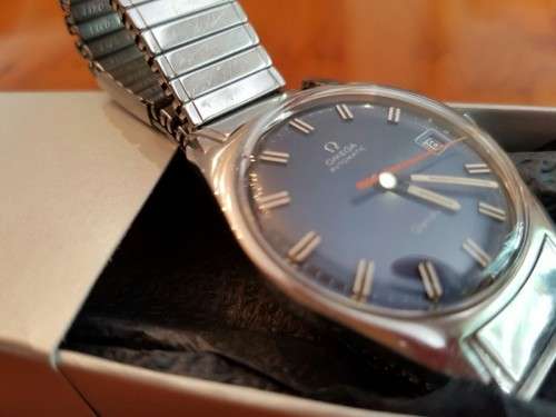 A SPECTACULAR, RARE VINTAGE OMEGA GENEVE AUTOMATIC "BLUE LIZARD" GENTS WRIST WATCH w/ A 558 MOVEMENT