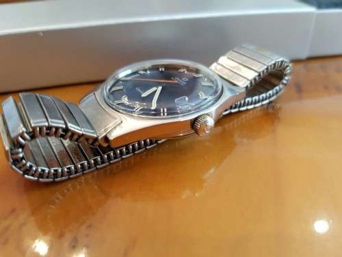 A SPECTACULAR, RARE VINTAGE OMEGA GENEVE AUTOMATIC "BLUE LIZARD" GENTS WRIST WATCH w/ A 558 MOVEMENT