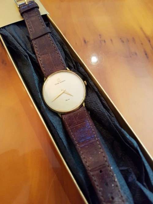 A BEAUTIFUL VINTAGE MICHEL HERBELIN (MODEL 2614) GOLD PLATED GENTS SLIMLINE DRESS WATCH