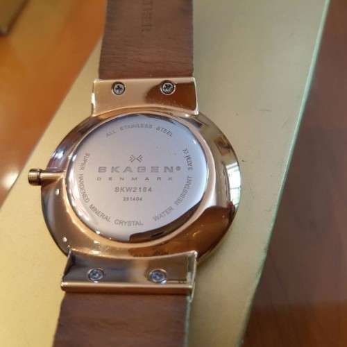 A STUNNING DANISH MADE "SKAGEN" ROSE GOLD DIAL #SKW2165 LADIES STAINLESS STEEL WATCH WITH DIAMANTE