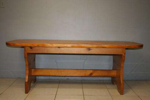 AN AWESOME 6-SEATER SOLID WOODEN KITCHEN/ PATIO DINING TABLE WITH LOADS OF CHARM IN GREAT CONDITION