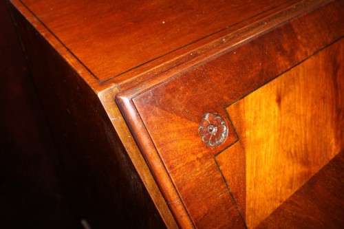 A MAGNIFICENT ANTIQUE FLIP-TOP WRITING DESK WITH TWO DRAWERS AND INLAY DETAILING