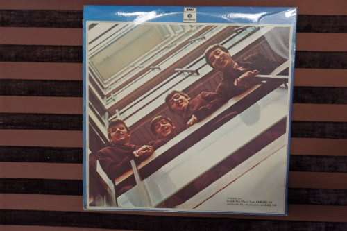 The Beatles "1967-1970" (the blue album) vinyl in superb condition; collectable DOUBLE LP - RS17Sale