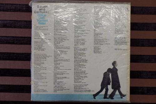 AN EXCELLENT SIMON AND GARFUNKEL "BRIDGE OVER TROUBLED WATER" (1970) VINYL IN GREAT CONDITION