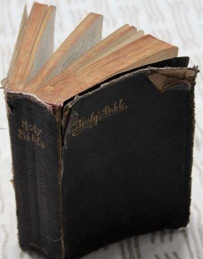 AN INCREDIBLE ANTIQUE (c1883) "OXFORD" HOLY BIBLE WITH LOADS OF CHARACTER AND CHARM