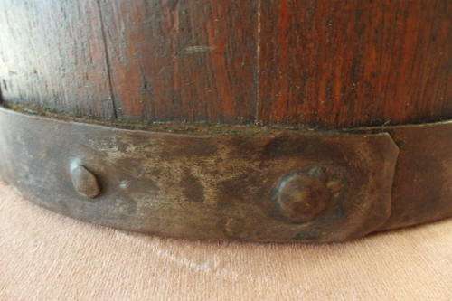 AN AMAZING ANTIQUE OAK BUTTER CHURNING BARREL WITH ORIGINAL HOOPS IN AWESOME CONDITION