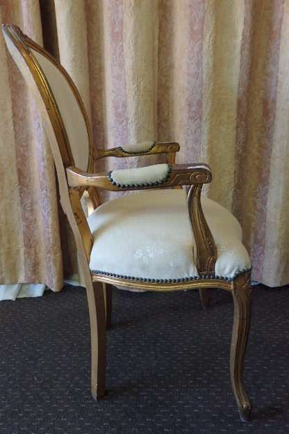 A FABULOUS LOUIS XVI OVAL BACK REVIVAL ARMCHAIR w/ INCREDIBLE CARVED DETAIL IN AMAZING CONDITION