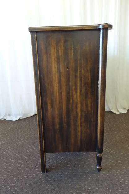 EXQUISITE OPULENT FRENCH COMMODE CHEST OF DRAWERS WITH FOUR DOUBLE DRAWERS IN EXCELLENT CONDITION