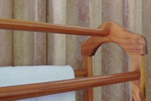 A STUNNING WOODEN "FREESTANDING" 3-RAIL TOWEL RACK IN EXCELLENT CONDITION!!!