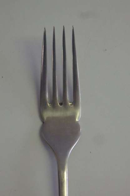 An incredible vintage Nickle silver (boxed) fish knife & fork set in amazing condition RS17