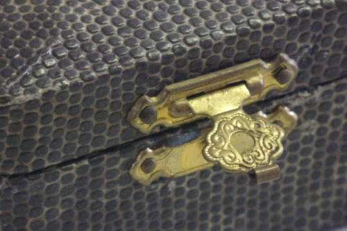 An incredible vintage Nickle silver (boxed) fish knife & fork set in amazing condition RS17