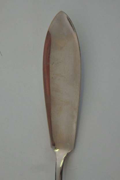 An incredible vintage Nickle silver (boxed) fish knife & fork set in amazing condition RS17