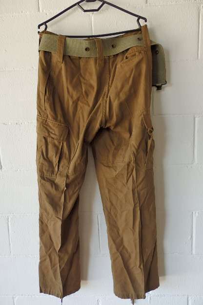 A GREAT PAIR OF GREEN/ BROWN MILITARY CARGO PANTS WITH BELT IN WONDERFUL CONDITION