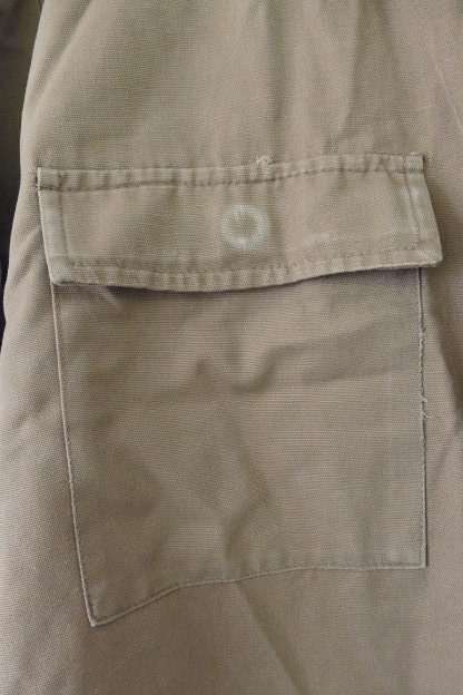 AN AMAZING LONG SLEEVE OLIVE GREEN MILITARY SHIRT IN WONDERFUL CONDITION!!