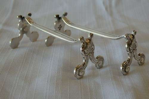 2x magnificent Christofle "Coquille Vendome Shell" Porte Couteaux silver plated knife rests | RS17