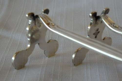 2x magnificent Christofle "Coquille Vendome Shell" Porte Couteaux silver plated knife rests | RS17