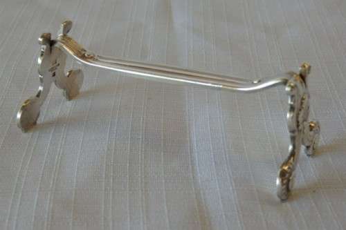 2x magnificent Christofle "Coquille Vendome Shell" Porte Couteaux silver plated knife rests | RS17