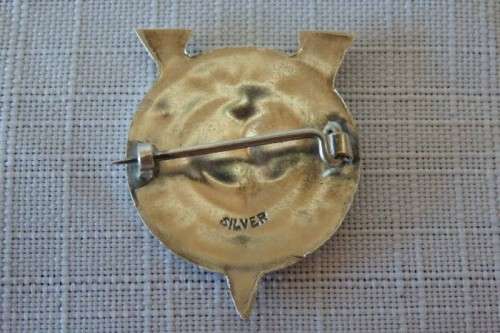 A FANTASTIC AND RARE WW2 ENAMELLED SILVER "THE WAR NAVY FUND" BADGE IN AMAZING CONDITION