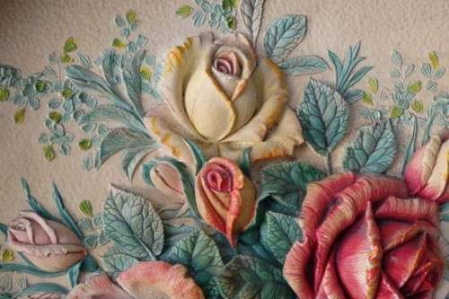 A beautiful signed hand-painted vintage 3D chalk-ware plaque of ''ROSES'' by W.H. Bossons RS17