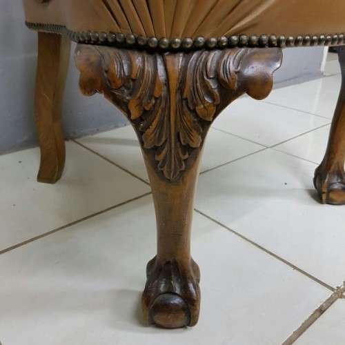 A rare antique hand-carved Solid Oak & genuine leather "Captain's Chair" - A real gem!! RS17