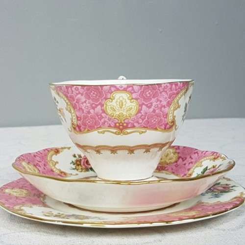 A spectacular Royal Albert Fine Bone China "Lady Carlyle" collection trio in pristine condition