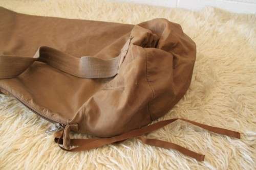 An awesome brown military kit bag (balsak) in wonderful condition