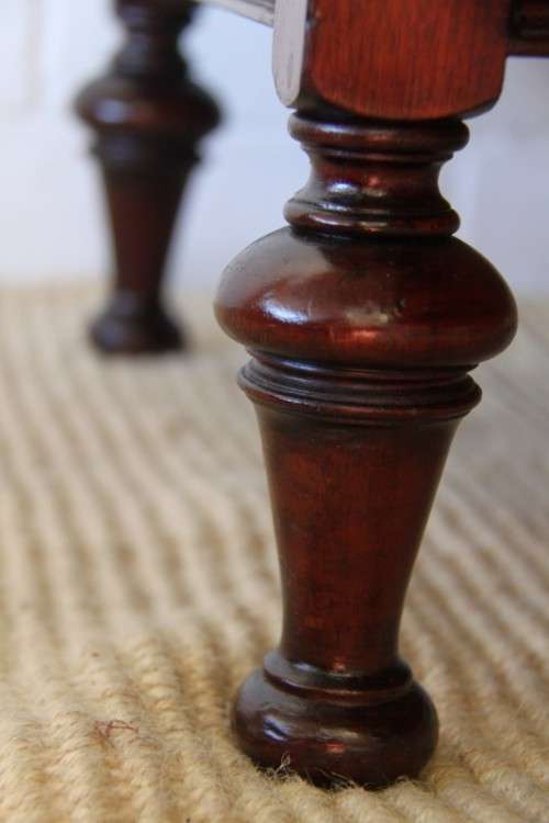 A magnificent solid teak tri-folding mirror dressing table w/ four drawers & marquetry detail