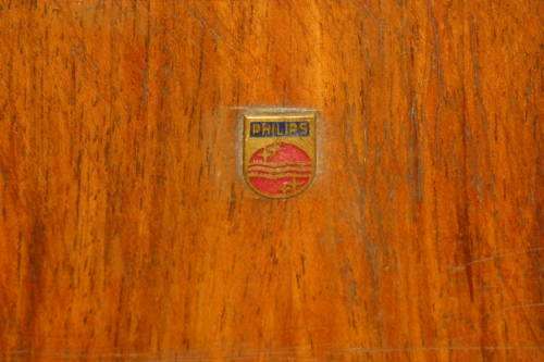 A beautifully made vintage floor standing Philips radiogram in amazing condition!!!!