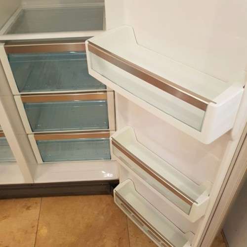 An awesome Bosch #Kan58A70 stainless steel side-by-side fridge/ freezer with water & ice dispenser